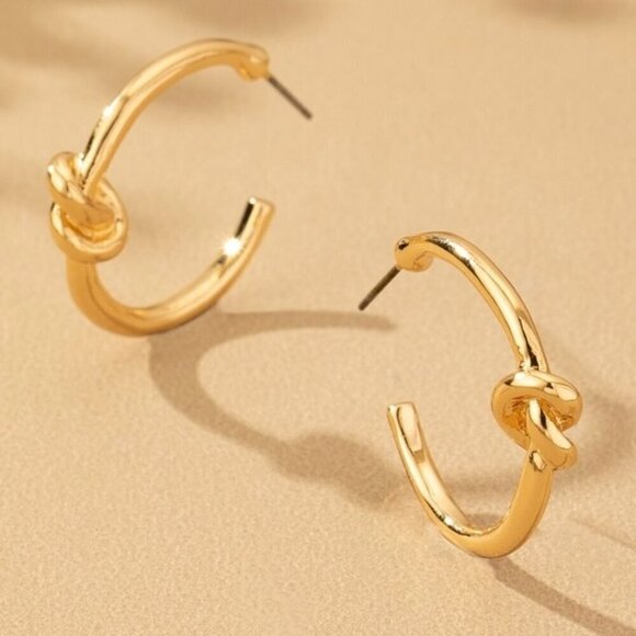 ASTRID GOLD KNOT HOOP EARRINGS - Picture 1 of 2